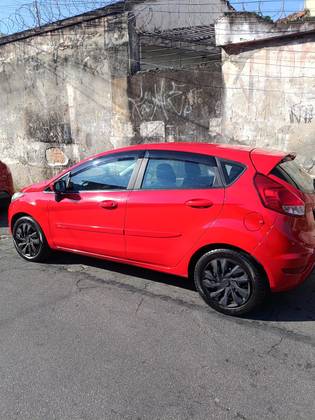 FORD FIESTA 1.5 S HATCH 16V FLEX 4P MANUAL FORD FIESTA 1.5 S HATCH 16V FLEX 4P MANUAL
